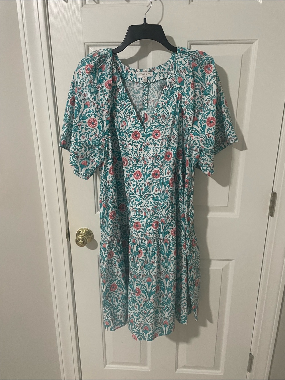 Teal Floral Short-Sleeve V-Neck Dress xl Crown & ivy